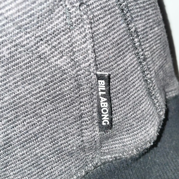 Zip-Up Pullover Hoodie with Wool inside - Picture 2 of 5